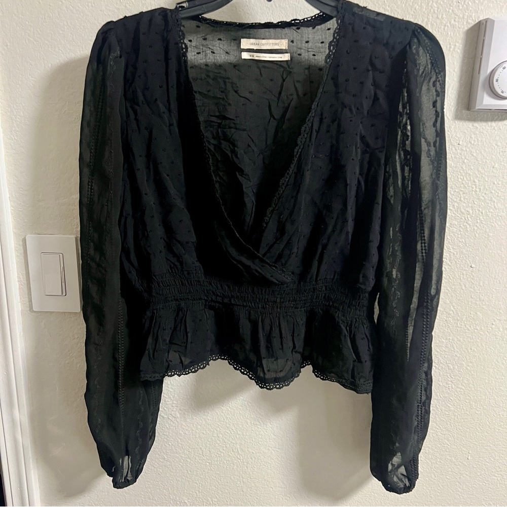Urban Outfitters Sheer Boho Crop Blouse Women’s Size Medium Balloon Long Sleeves - Picture 12 of 13